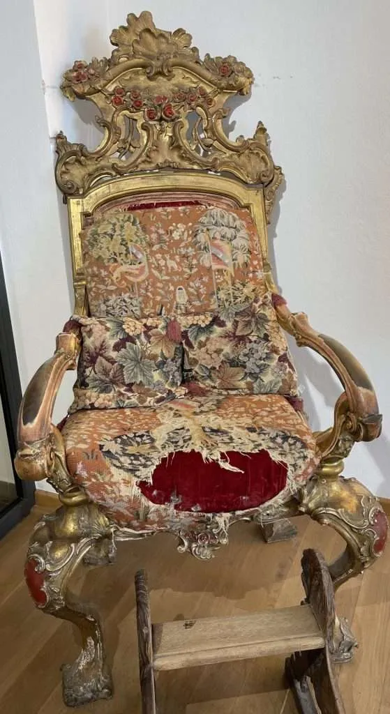 Chair at Drachenfels Castle