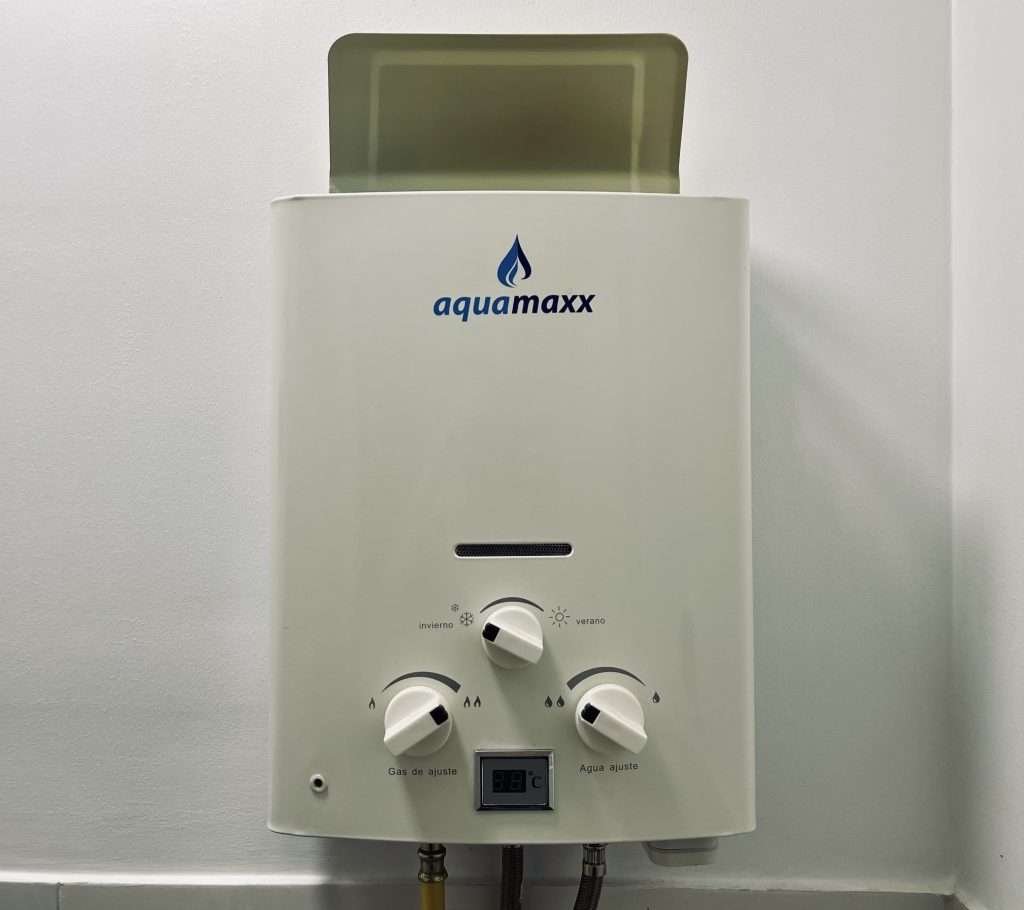 5.5lt Instant Gas Hot Water in Peru - Avoid these when purchasing property in Peru